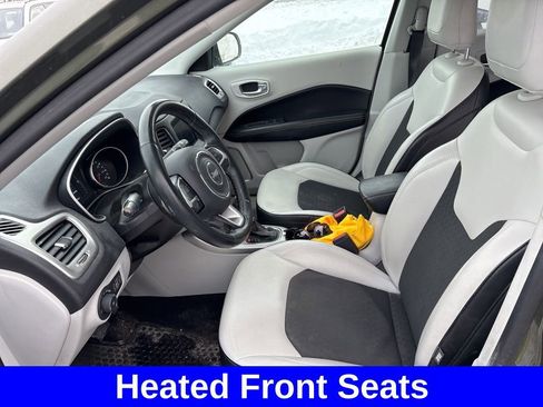 Used 2019 Jeep Compass Latitude w/ Cold Weather Group image 16