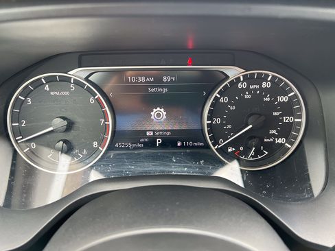 Used 2023 Nissan Rogue SV AWD/4WD image 18