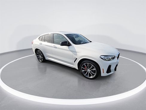 Used 2022 BMW X4 M40i image 2