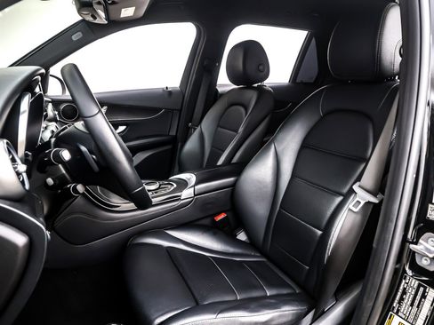 Used 2017 Mercedes-Benz GLC 300 image 17