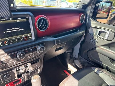 Used 2021 Jeep Gladiator Rubicon AWD/4WD image 11