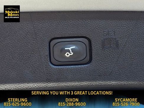 Used 2024 Ford Edge Titanium image 27