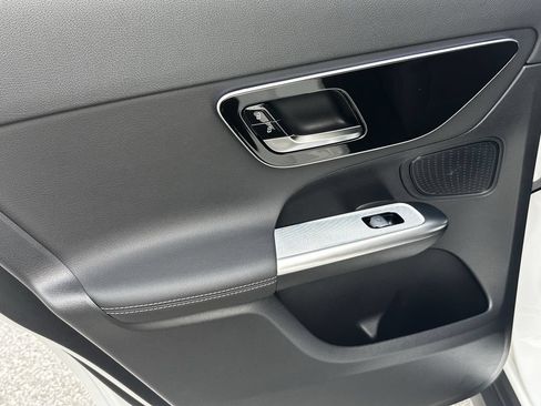 Certified 2026 Mercedes-Benz GLC 300 image 25