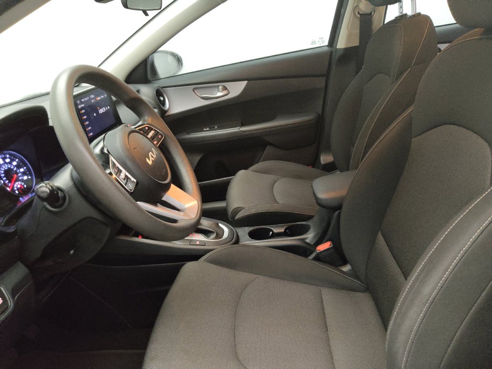 Used 2024 Kia Forte LXS FWD image 17