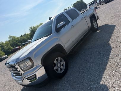 Used 2016 GMC Sierra 1500 SLE w/ SLE Value Package