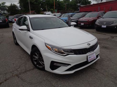 Used 2019 Kia Optima LX FWD image 31