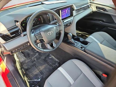 Certified 2026 Toyota Camry SE w/ Convenience Package FWD image 12