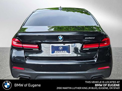 Used 2023 BMW 540i w/ M Sport Package RWD image 4