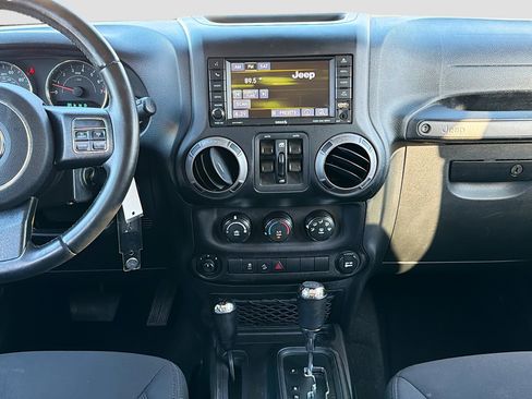 Used 2017 Jeep Wrangler Unlimited Sport w/ Quick Order Package 24S image 18