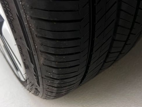 Certified 2026 BMW 530i xDrive w/ Premium Package image 30