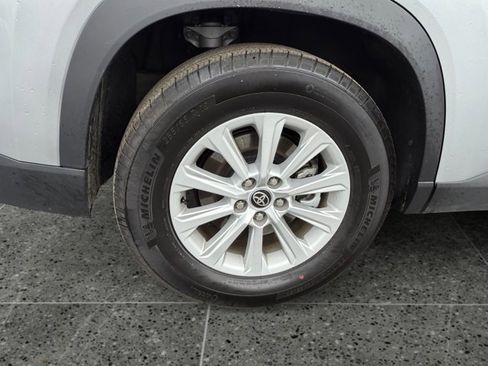 Certified 2025 Toyota Grand Highlander AWD image 9