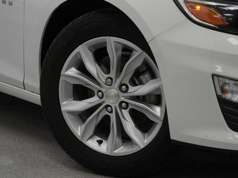 Used 2024 Chevrolet Malibu LT image 4