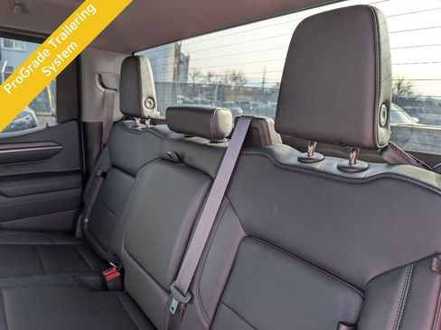 Used 2022 GMC Sierra 1500 SLT image 14