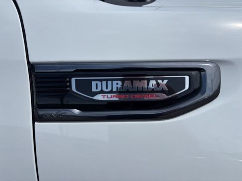 Used 2024 GMC Sierra 1500 AT4 w/ Technology Package AWD/4WD image 14