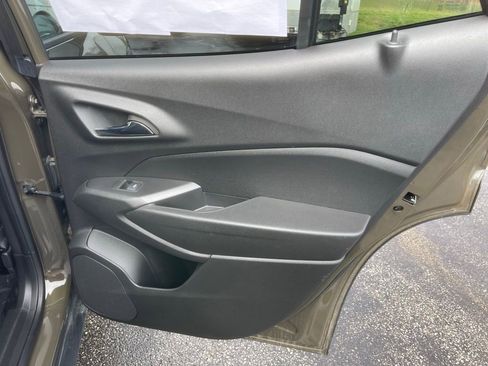 Used 2024 Chevrolet Trax LT w/ Driver Confidence Package image 23