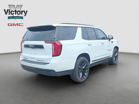 Used 2021 GMC Yukon Denali w/ Advanced Technology Package AWD/4WD image 18