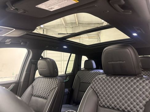 New 2026 GMC Acadia Denali w/ Super Cruise Package FWD image 19