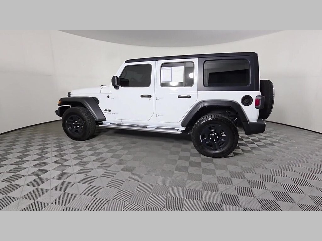Used 2022 Jeep Wrangler Unlimited Sport AWD/4WD image 43
