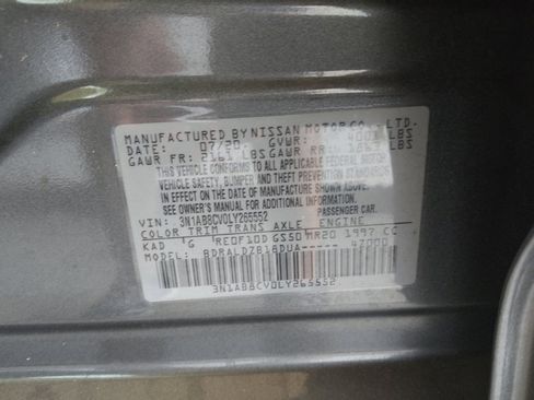 Used 2020 Nissan Sentra SV FWD image 33