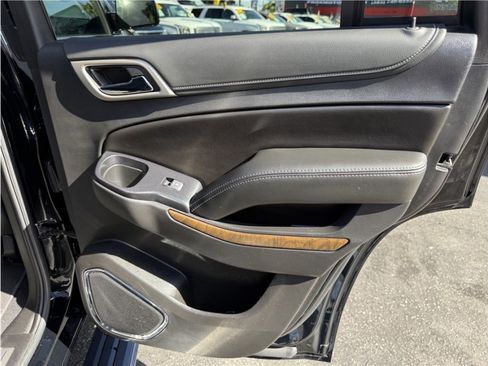 Used 2019 GMC Yukon Denali image 27