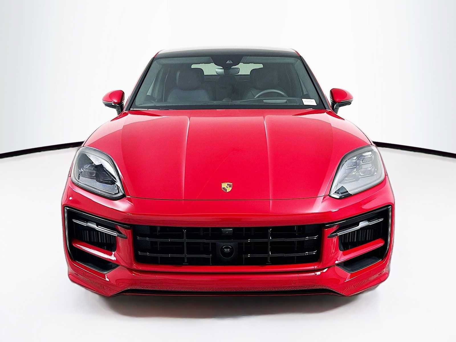 Certified 2025 Porsche Cayenne GTS AWD/4WD image 6