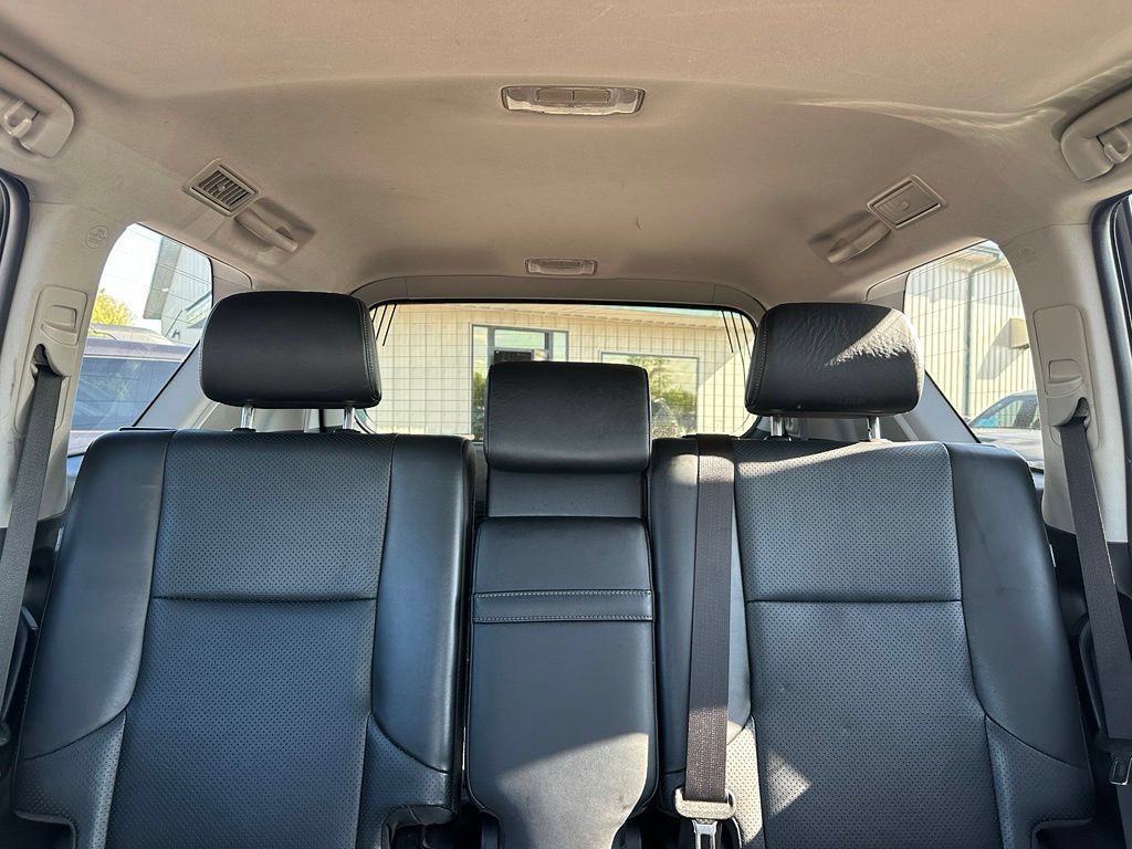 Used 2014 Lexus GX 460 Luxury AWD/4WD image 36