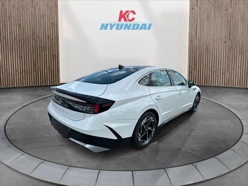 New 2025 Hyundai Sonata SEL image 5
