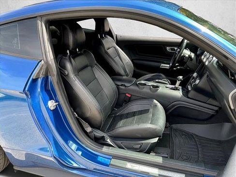 Used 2022 Ford Mustang GT Premium w/ Equipment Group 401A RWD image 7