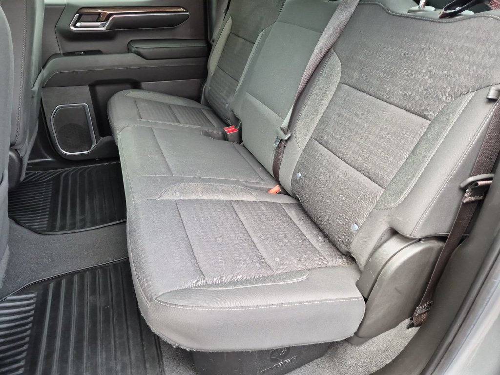 Certified 2023 Chevrolet Silverado 1500 LT AWD/4WD image 25