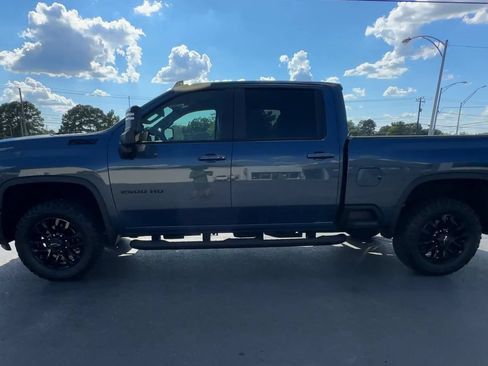 Used 2025 Chevrolet Silverado 2500 LT w/ Trail Boss Package AWD/4WD image 5