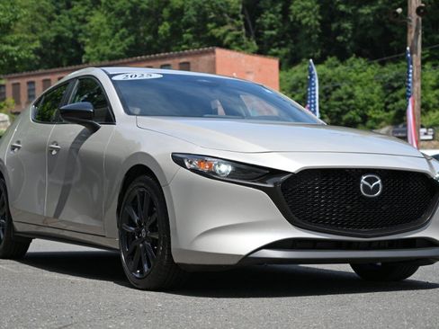 Used 2025 MAZDA MAZDA3 s Sport FWD image 7