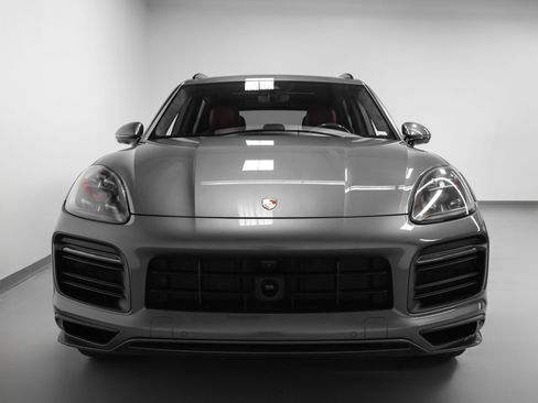 Certified 2021 Porsche Cayenne GTS AWD/4WD image 8