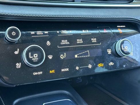 Used 2023 INFINITI QX60 Luxe w/ Cargo Package FWD image 26
