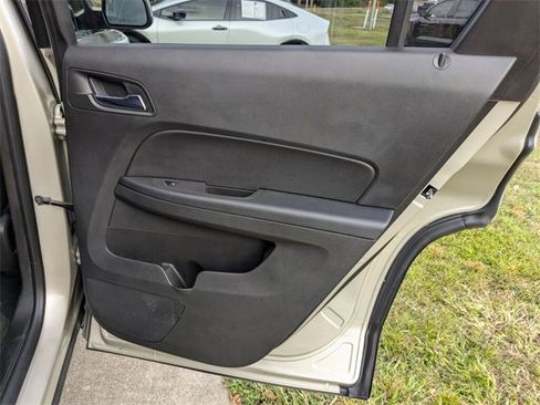 Used 2015 GMC Terrain SLE image 33