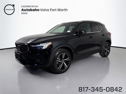 Certified 2023 Volvo XC40 B5 Plus w/ Driver Assist Package image 1