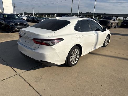 Used 2023 Toyota Camry LE image 15