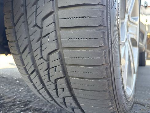 Used 2013 Land Rover Range Rover Sport HSE LUX AWD/4WD image 22