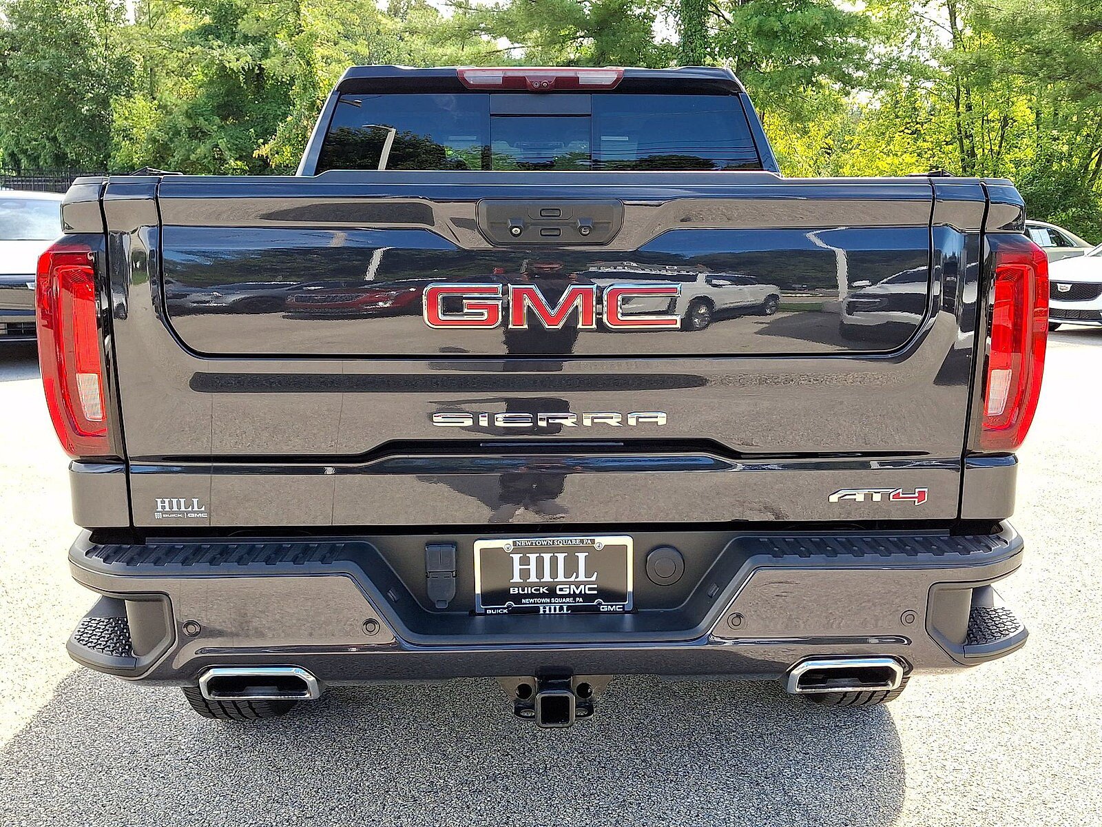 Used 2023 GMC Sierra 1500 AT4 w/ AT4 Premium Package AWD/4WD image 23
