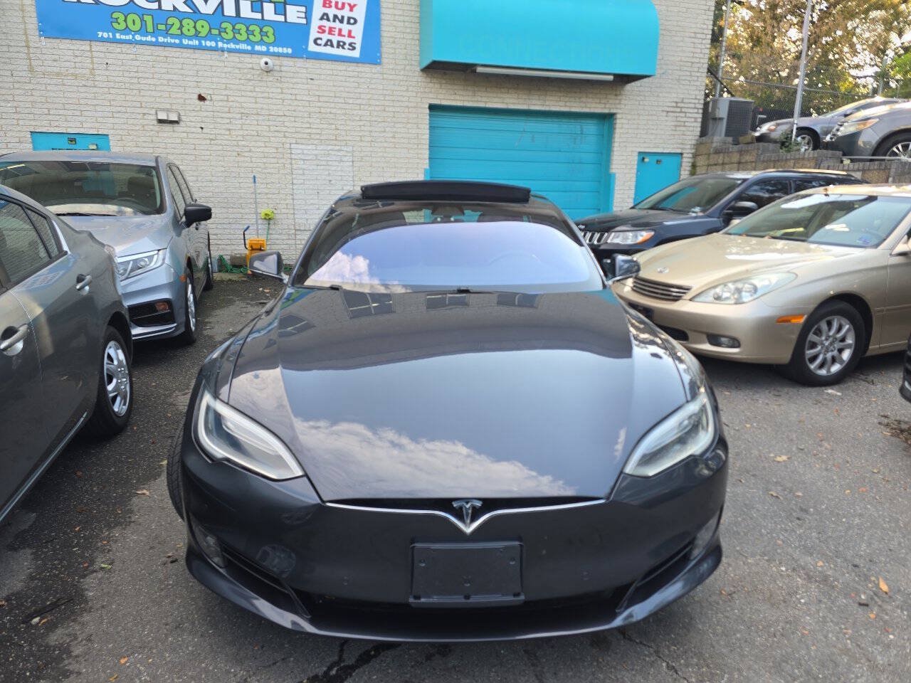 Used 2017 Tesla Model S 60 RWD image 13