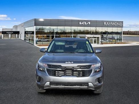 Used 2024 Kia Seltos LX AWD/4WD image 8