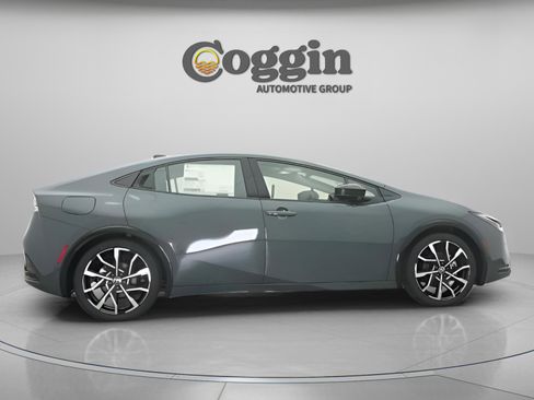 New 2026 Toyota Prius Plug-In Hybrid image 23