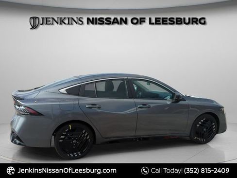 New 2026 Nissan Sentra SR w/ Floor Mat Package FWD image 5