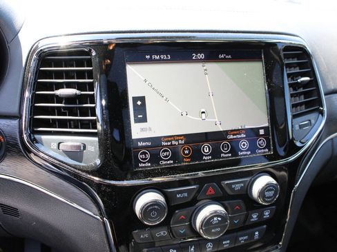 Used 2020 Jeep Grand Cherokee High Altitude AWD/4WD image 16