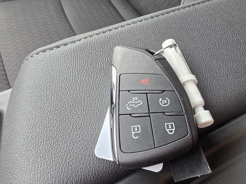 New 2026 GMC Sierra 1500 Elevation image 8