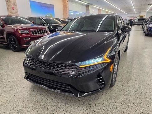 Used 2021 Kia K5 LXS FWD image 2