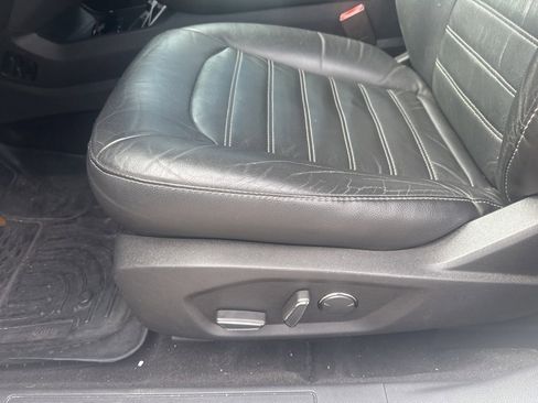 Used 2014 Ford Fusion SE w/ Equipment Group 202A image 16