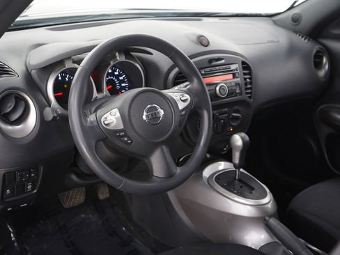 Used 2013 Nissan Juke S image 23
