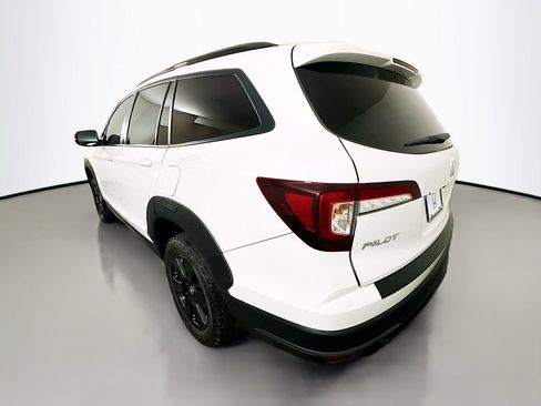 Used 2022 Honda Pilot TrailSport image 7