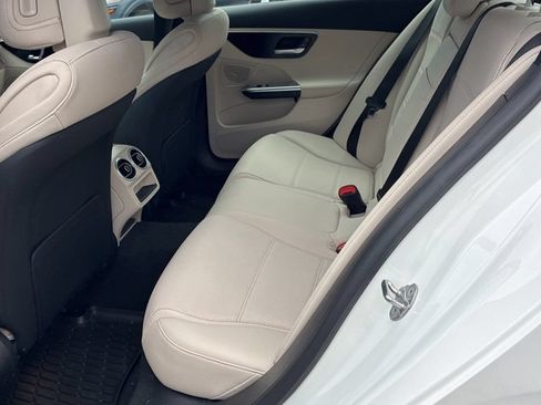Used 2022 Mercedes-Benz C 300 4MATIC Sedan image 14