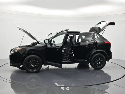 Used 2018 Nissan Rogue Sport S FWD image 46